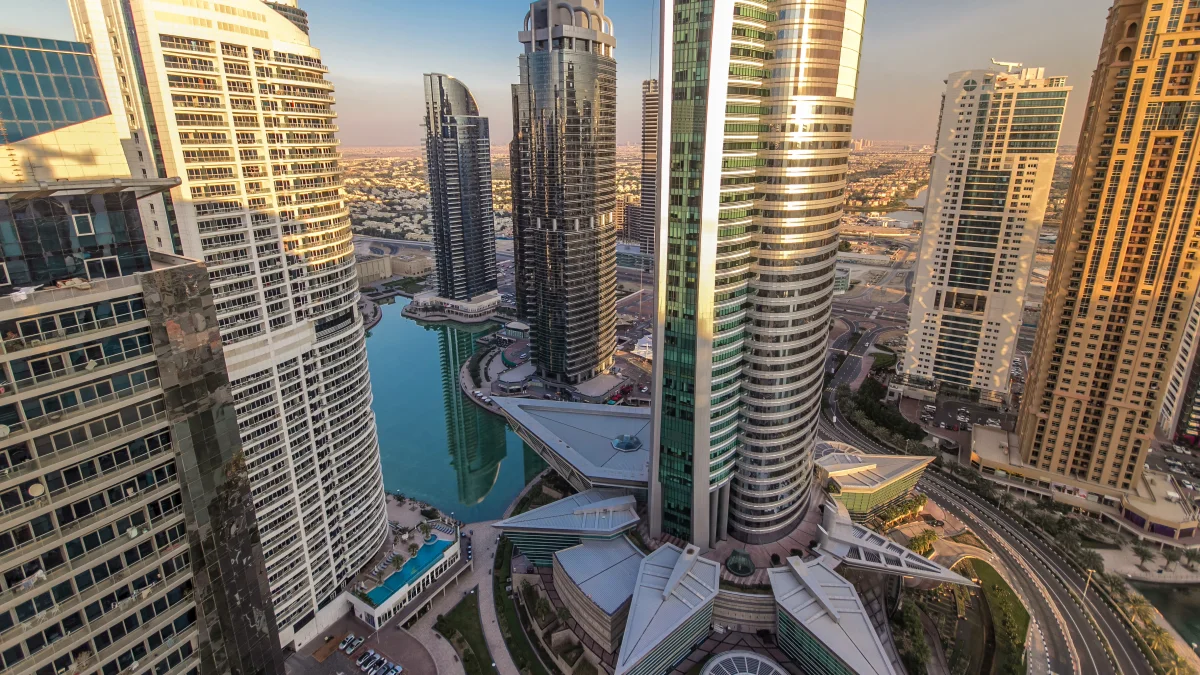 Jumeirah Lake Towers (JLT)